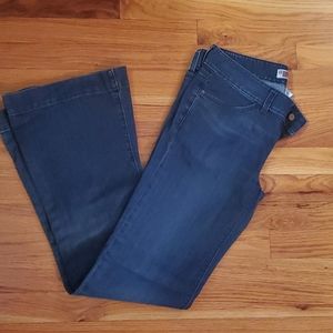 Flare jeans from the gap w/a sleeveless top